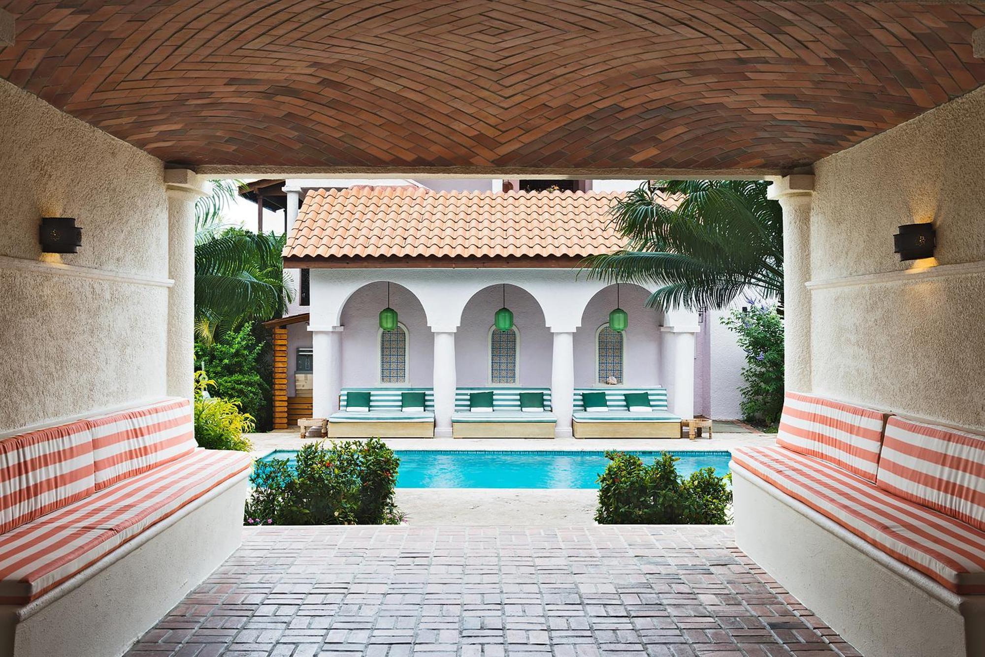 Cap Maison Resort & Spa Cap Estate Exterior photo